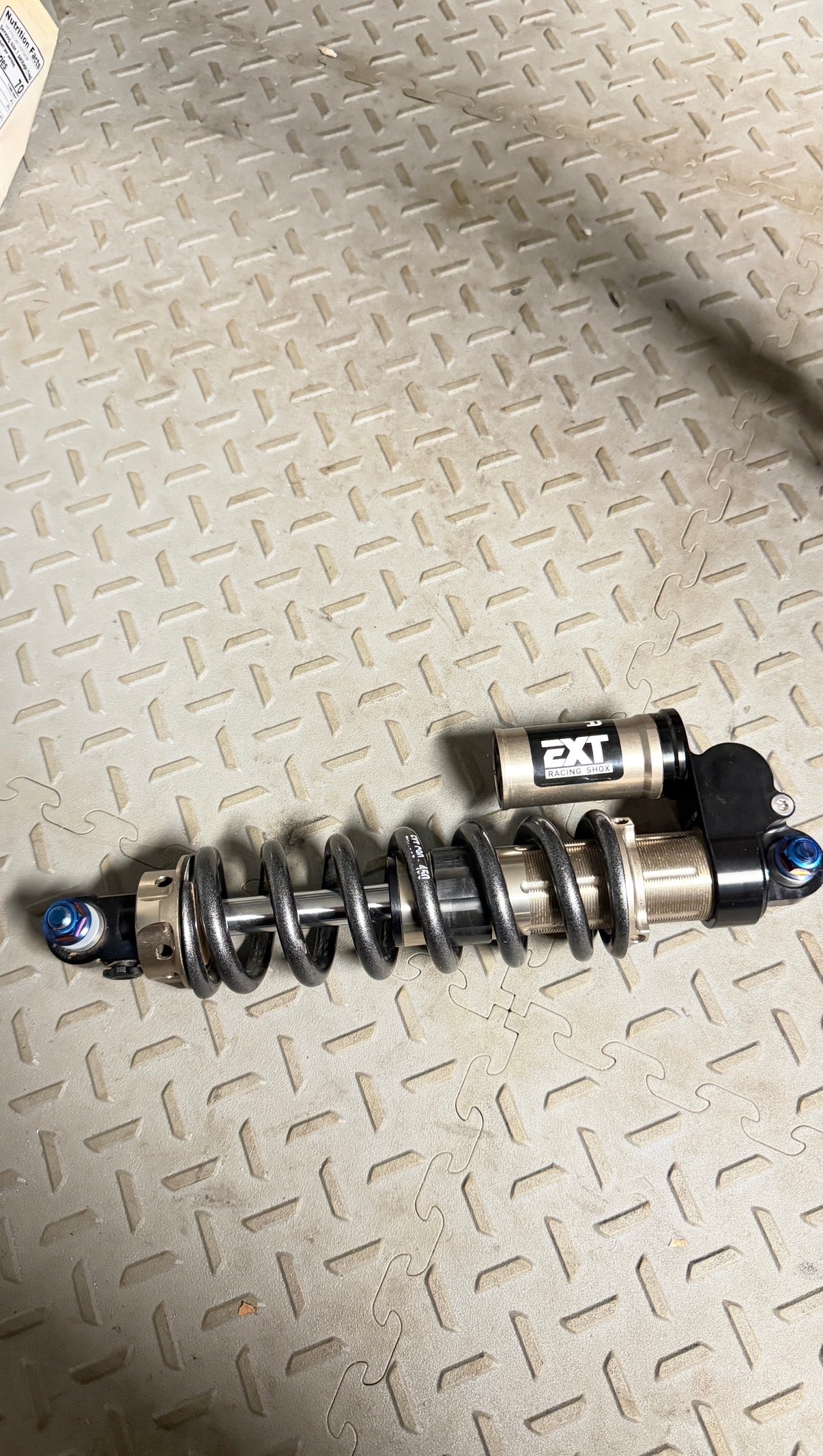 Ext rear shock.