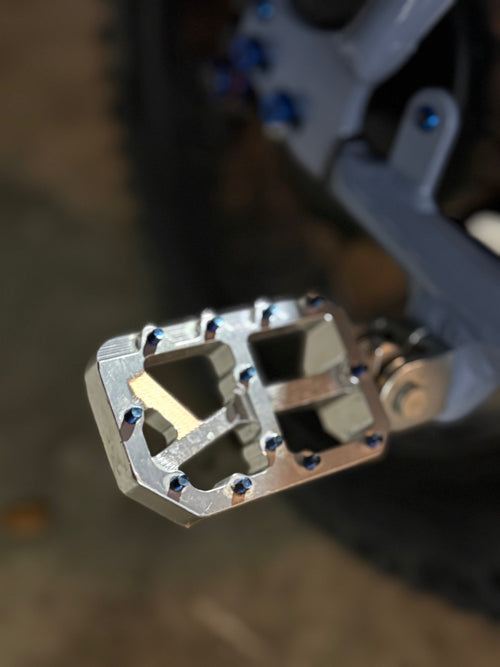 Super73 Rear Moto peg kit